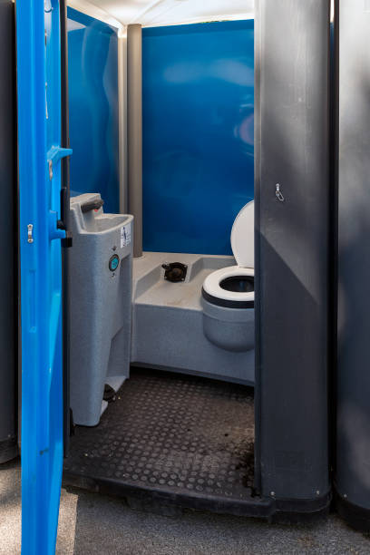 Portable Toilet Options We Offer in Ormond By The Sea, FL